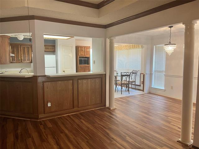 Photo - 7640 Grassland Dr