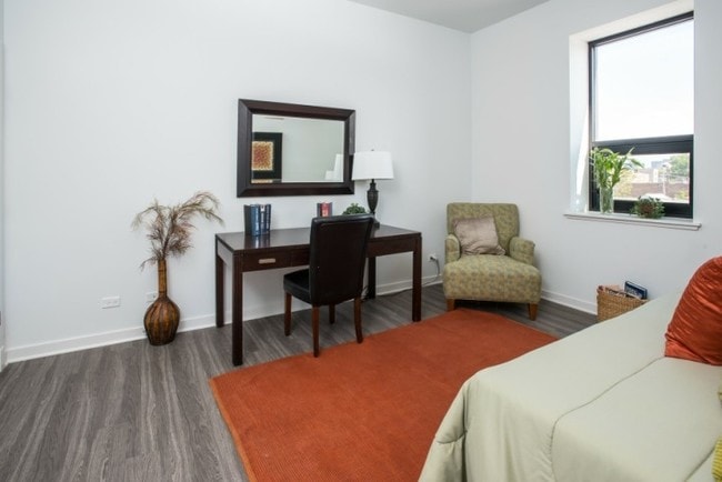 Photo - 5427 N Broadway