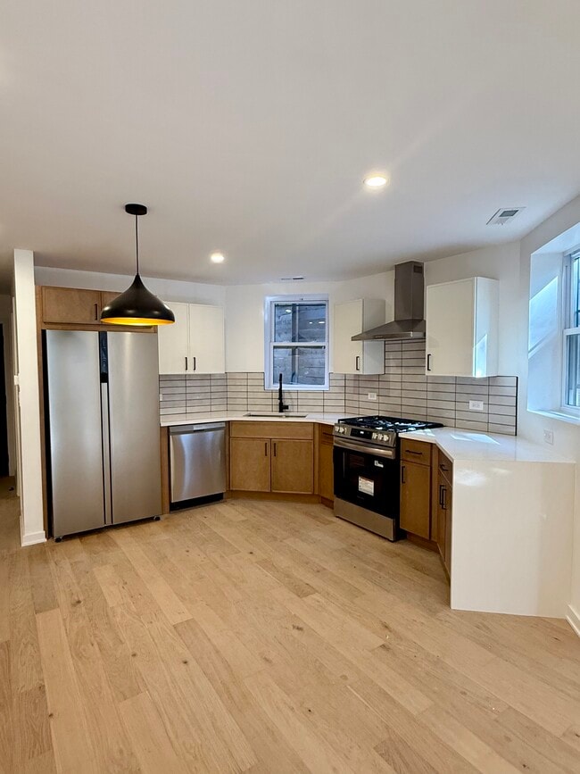 Photo - 3917 N Spaulding Ave Unit G