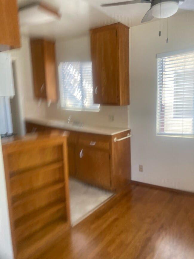 Photo - 242 Argonne Ave Unidad #A
