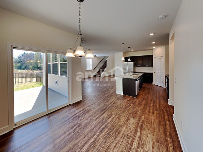 Photo - 3004 Esquire Dr