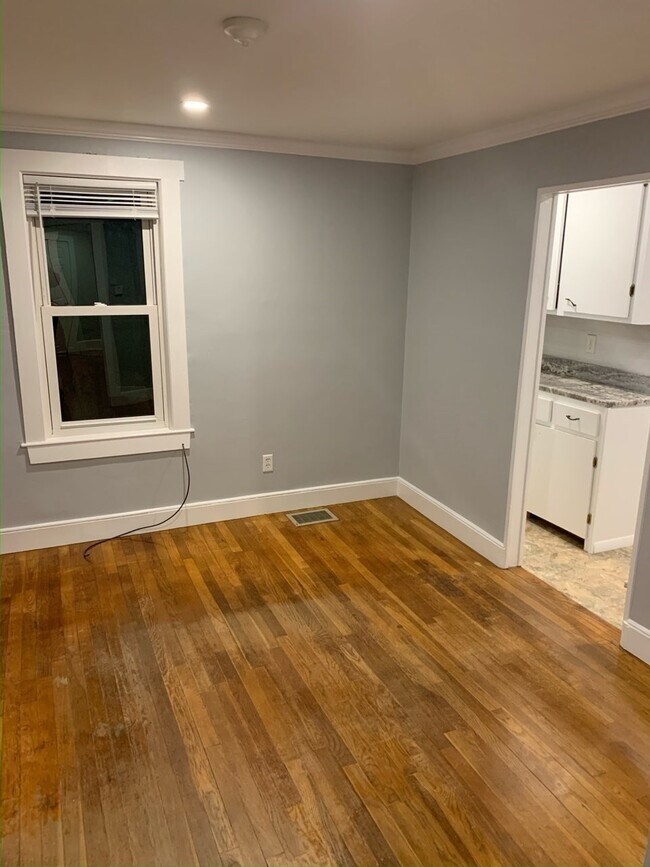 102 Central St Unit 2