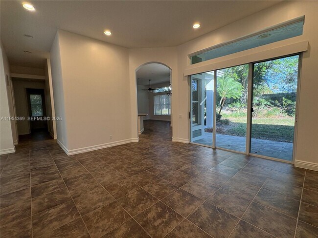 Photo - 18265 SE Ridgeview Dr