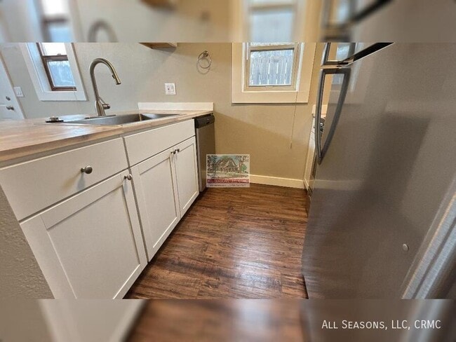 Photo - 410 E Dale St Unit A