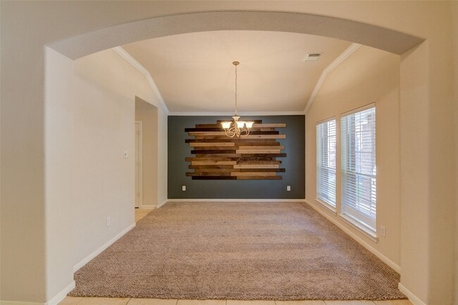 11 Ebony Oaks Pl