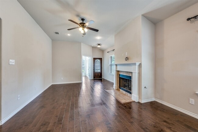 Photo - 3805 Weatherstone Dr