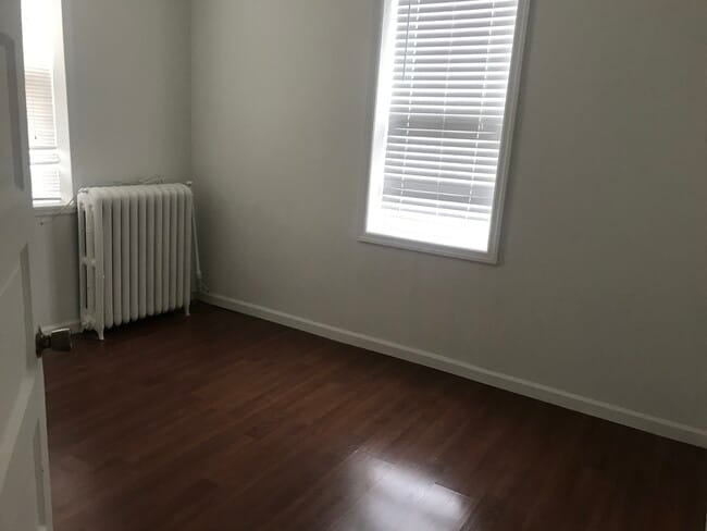 Building Photo - 1414 67th St Unit 2 Rental