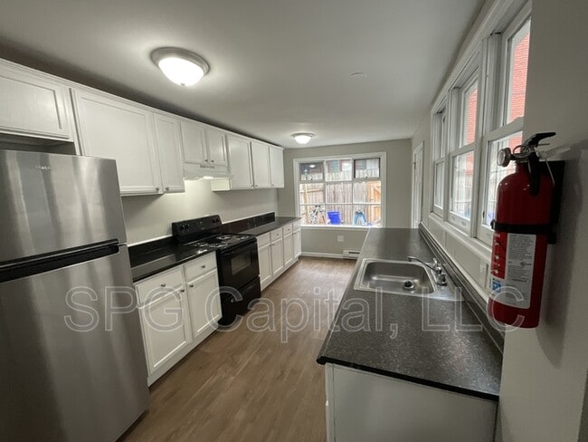 Photo - 1005 Green St