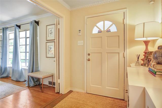 Photo - 6606 Stichter Ave