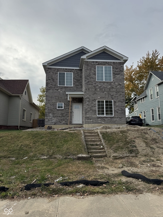 Building Photo - 228 N Randolph St