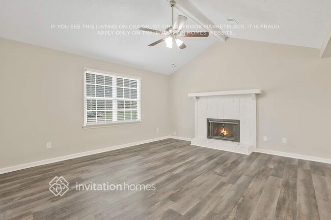 Photo - 145 W Forest Dr