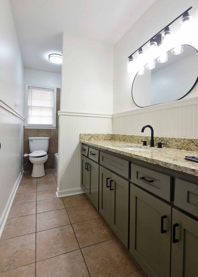 Photo - 2613 Oak View St