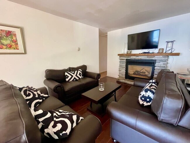 Photo - 100 Sand Bay Rd Unit ID1314900P