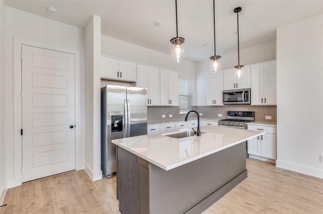 Photo - 4401 Cave Spgs St