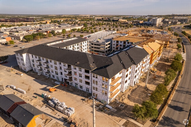 Building Photo - Lantana Round Rock Rental