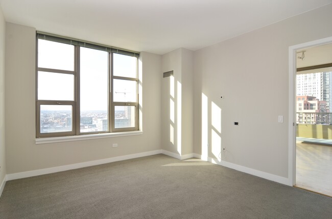 Photo - 200 N Jefferson St Unit 1504