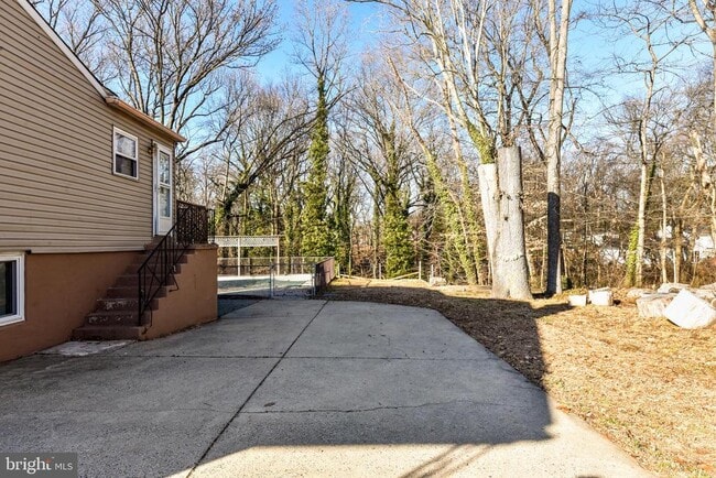 Photo - 722 Glenside Dr