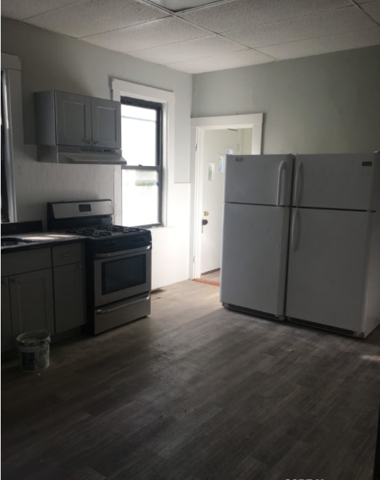 Photo - 10 Saunders St Unit 1