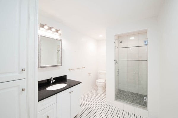 Photo - 379 Belmont St