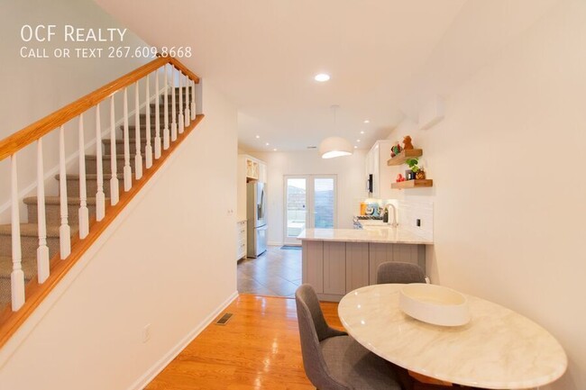 Photo - 2207 Kimball St
