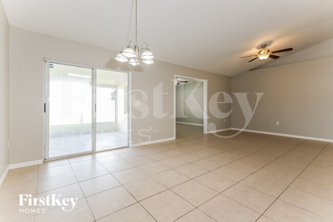 Photo - 4830 Mill Run Dr