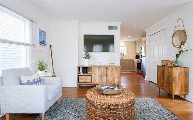 Photo - 45 1/2 2nd St