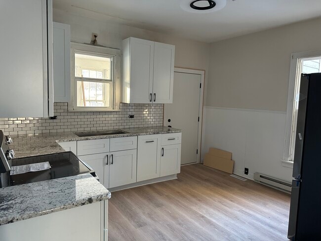 Photo - 409 Sherman St