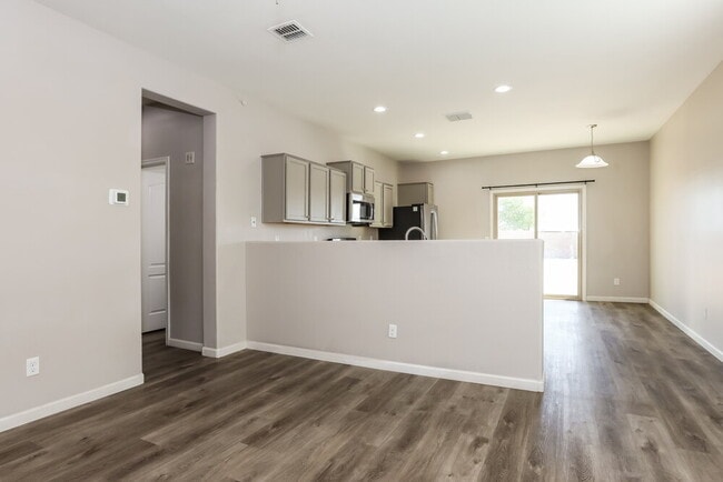 Photo - 4845 S 243rd Dr