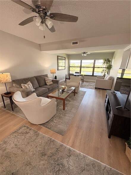 Building Photo - 31 Plantation Dr Unit 203 Rental