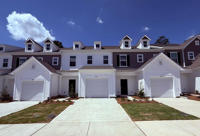 NEW 3BD Townhome Minutes from I85 - NEW 3BD Townhome Minutes from I85