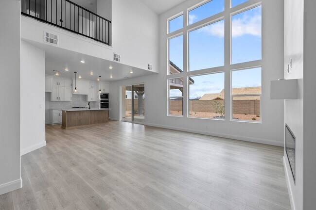 Photo - 646 Grn Mountain Dr