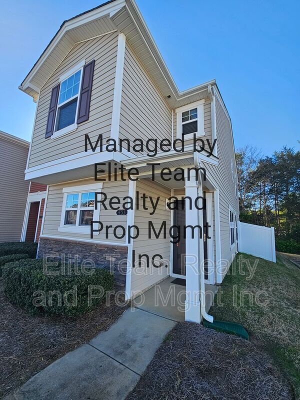 Building Photo - 453 Hunters Dance Road