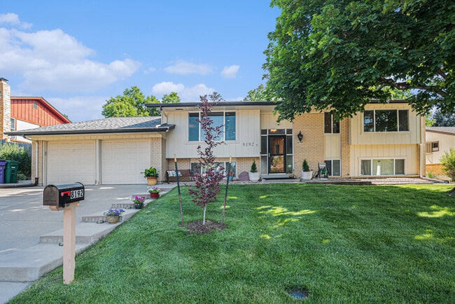 Building Photo - 8192 E Oxford Dr