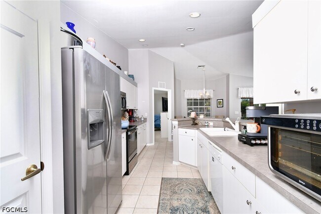 Photo - 19999 Lake Vista Cir Unit #3