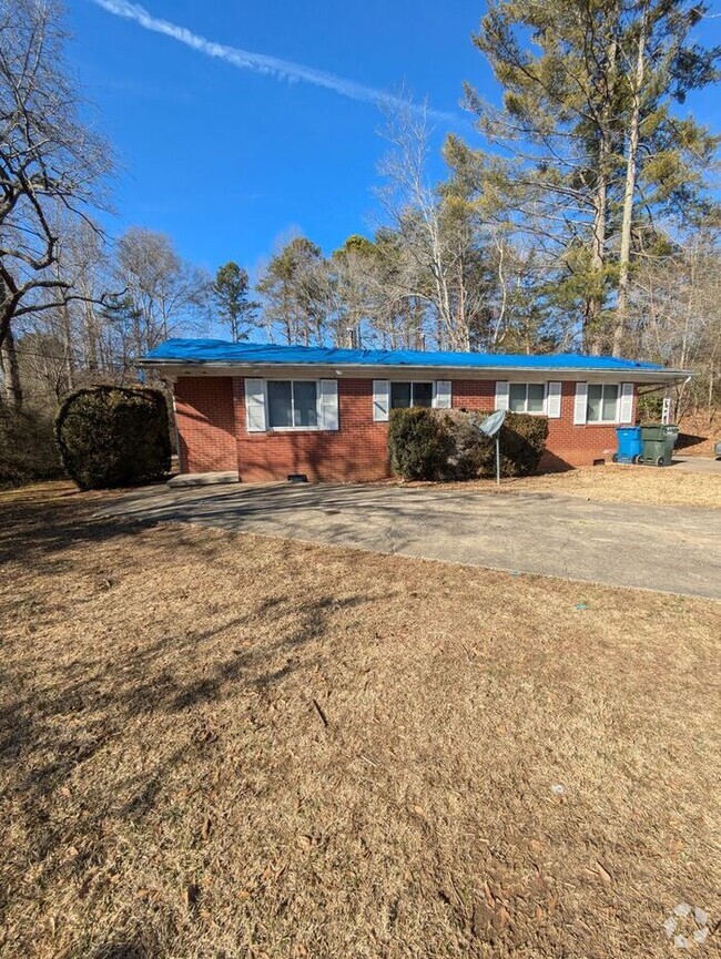 Building Photo - 2BD/1BA Duplex in Hickory Rental