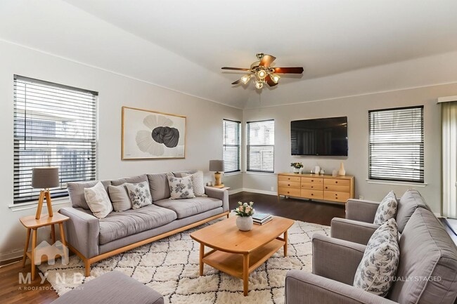 Photo - 14812 Lantern Dr