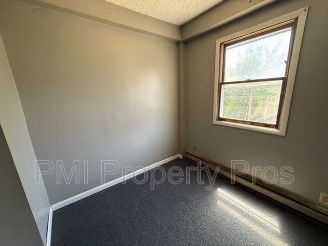 Photo - 3601 W Highland Blvd Unit 3