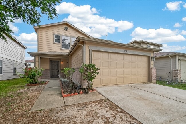 Photo - 2918 Latch Ln