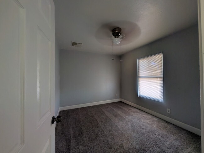 Photo - 1019 S 4th Ave