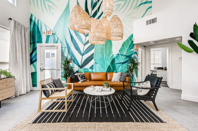 Palm Court Apartments apartments — community photo