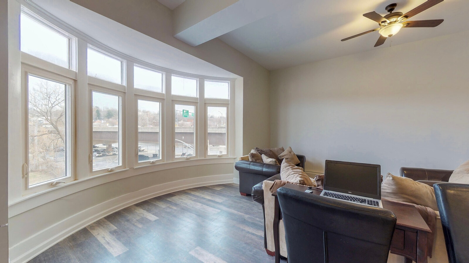 Photo - 2423 5th Ave