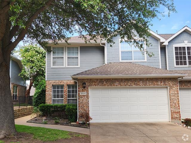 Building Photo - 9829 Castlewood Dr Rental