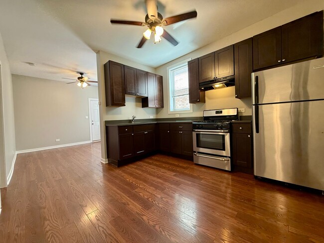Building Photo - 3728 S Parnell Ave Unit 2R