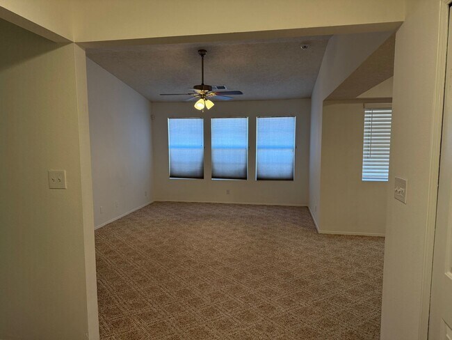 Photo - 3 Bed 2 Bath Amazing Views
