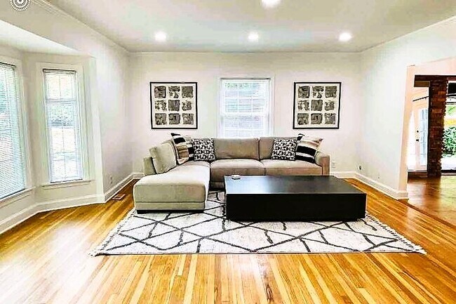 Una versión moderna en una joya histórica - 60 Devon Rd