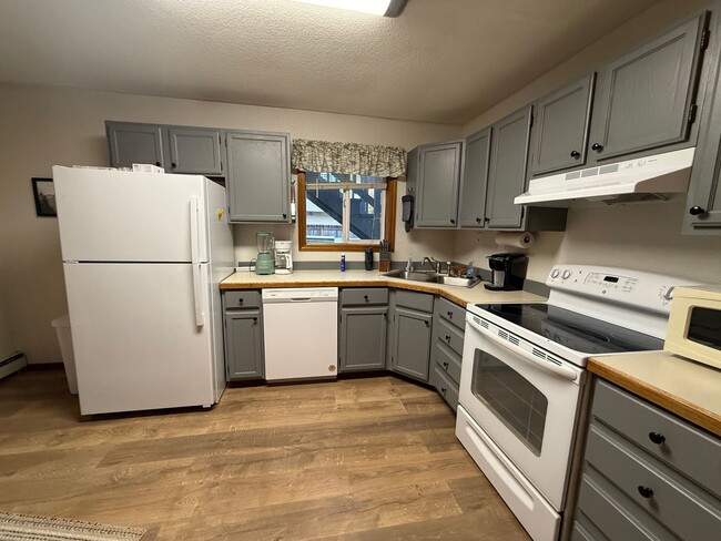 Photo - 1324 Berea Ct Unit #B