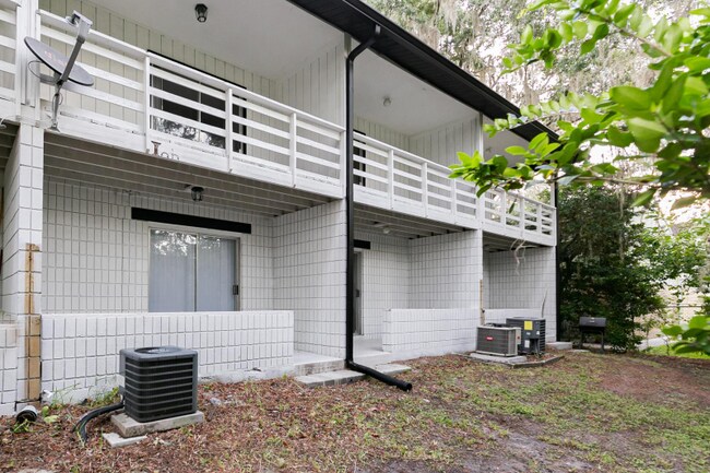 Photo - 4251 SW 21st Pl Unidad C