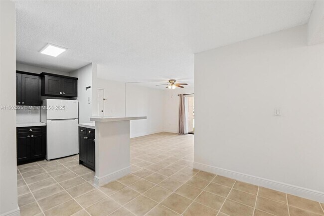 Photo - 7200 NW 179th St Unit 105