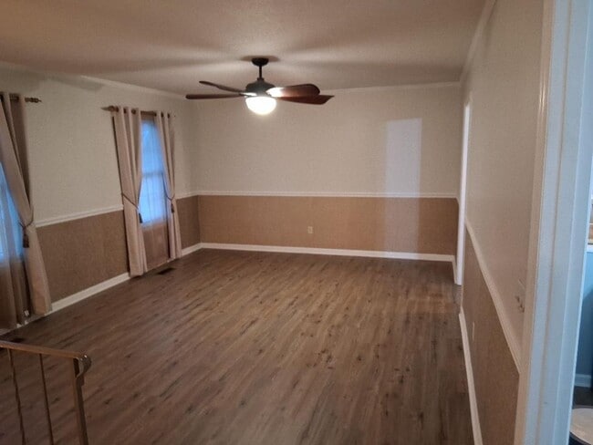 Photo - 8626 Surry Cir