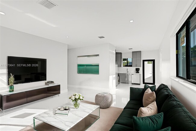 Photo - 12120 SW 219th St Unit B